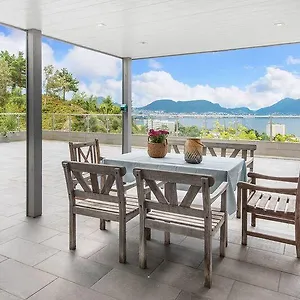 https://oyjorden-apartment.hotelsinbergen.net
